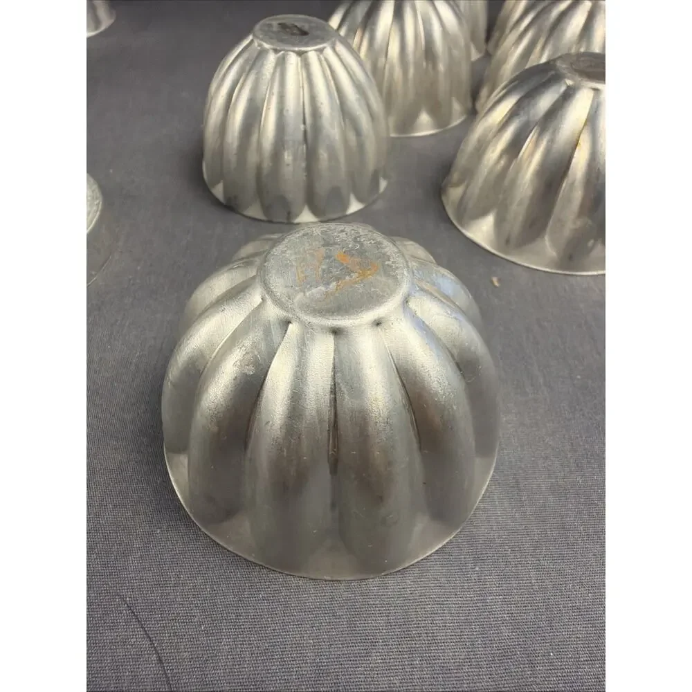 Vintage Art Deco 8 Aluminum Fluted Molds Baking Tins Dessert Flower Tiered